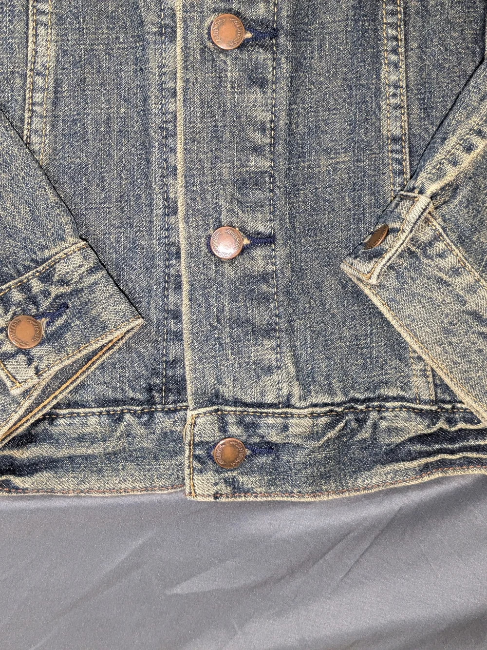 Levi's Men's Vintage-Style Blue Denim Jacket - Picture 7 of 9
